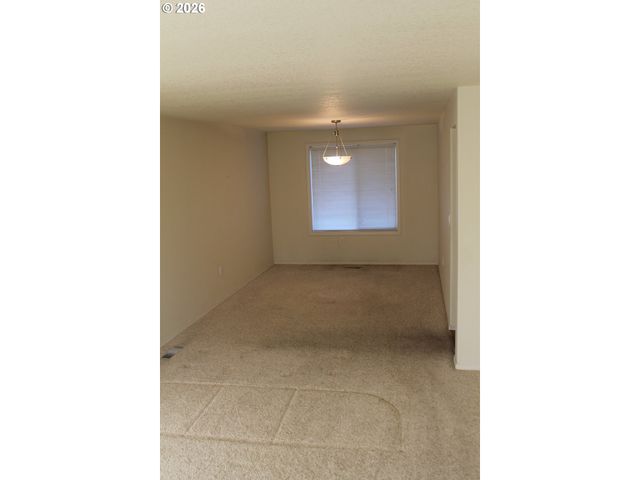 2120 Nw DOUGLAS Loop, Camas, WA 98607