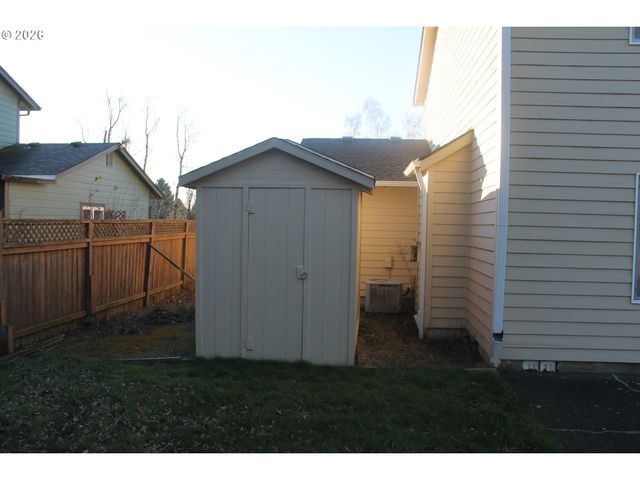 2120 Nw DOUGLAS Loop, Camas, WA 98607