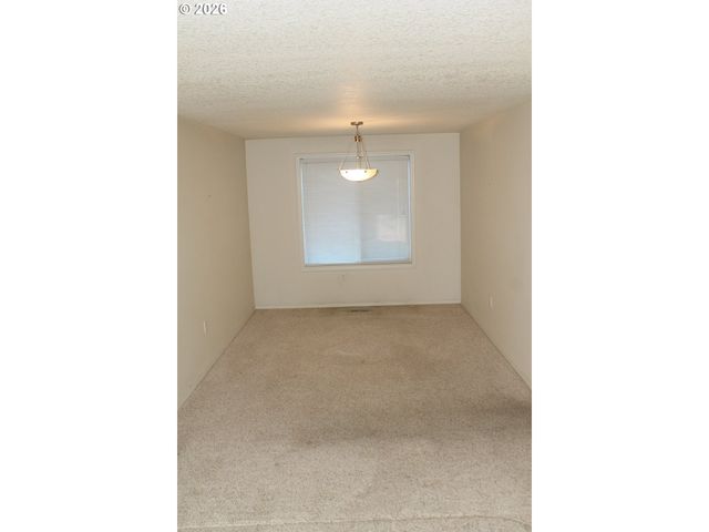 2120 Nw DOUGLAS Loop, Camas, WA 98607