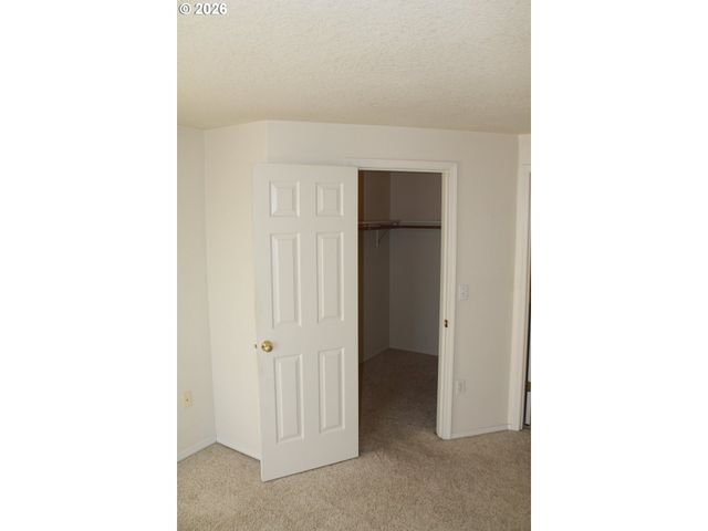 2120 Nw DOUGLAS Loop, Camas, WA 98607