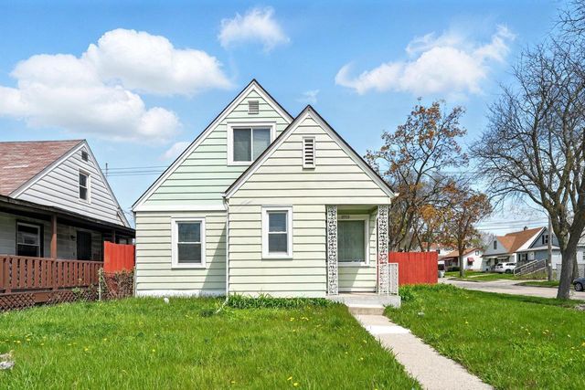 3902 W Hampton AVENUE, Milwaukee, WI 53209
