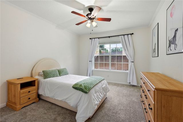 2504 Broadmoor Drive, Bryan, TX 77802