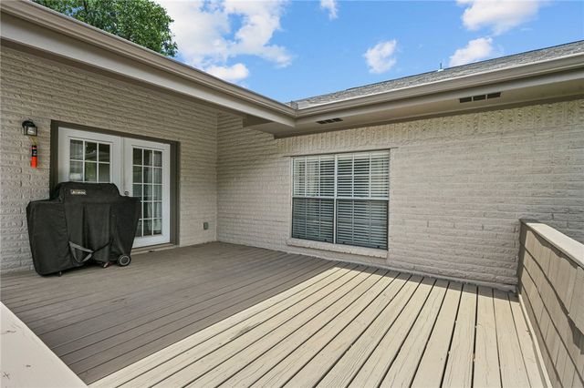 2504 Broadmoor Drive, Bryan, TX 77802