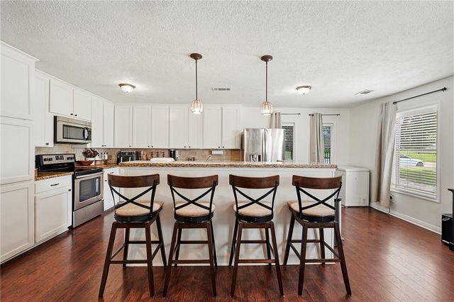 2504 Broadmoor Drive, Bryan, TX 77802