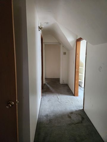 8 W 137th Place, Riverdale, IL 60827