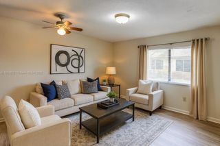 11920 SW 217th St, Miami, FL 33170