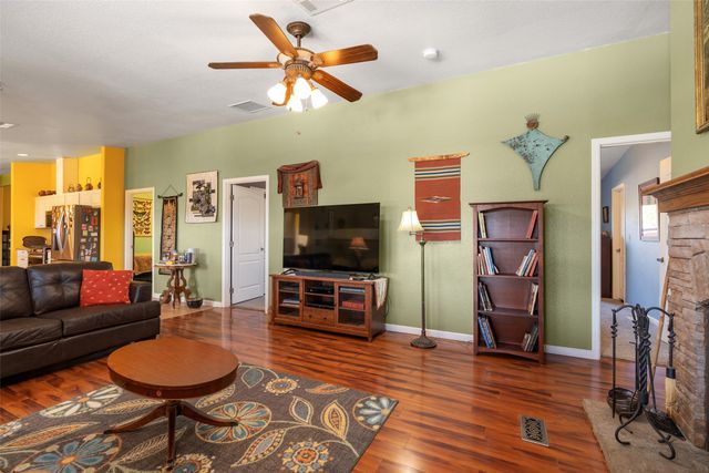 12 Apache Ridge Road, Santa Fe, NM 87505