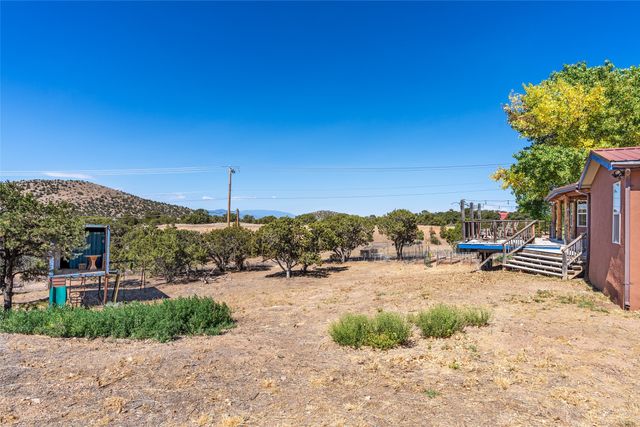 12 Apache Ridge Road, Santa Fe, NM 87505