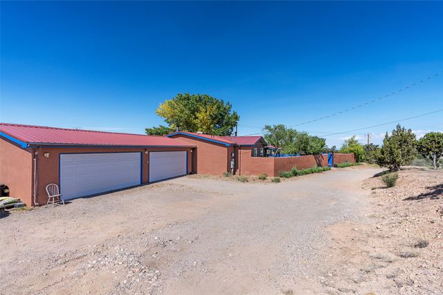 12 Apache Ridge Road, Santa Fe, NM 87505