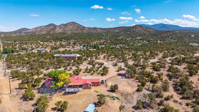 12 Apache Ridge Road, Santa Fe, NM 87505