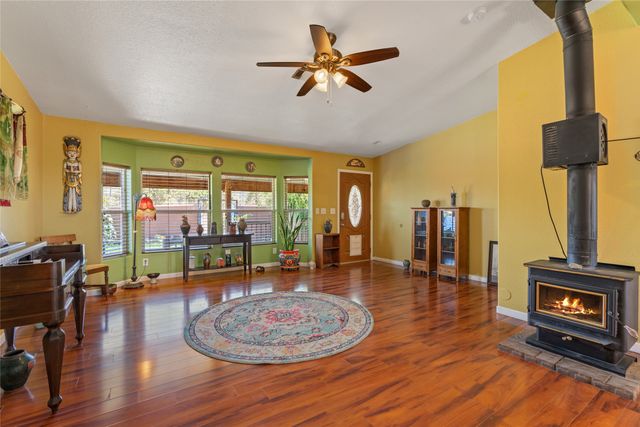 12 Apache Ridge Road, Santa Fe, NM 87505