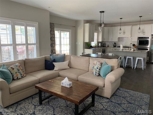 506 Edna Avenue, St Louis, MO 63122