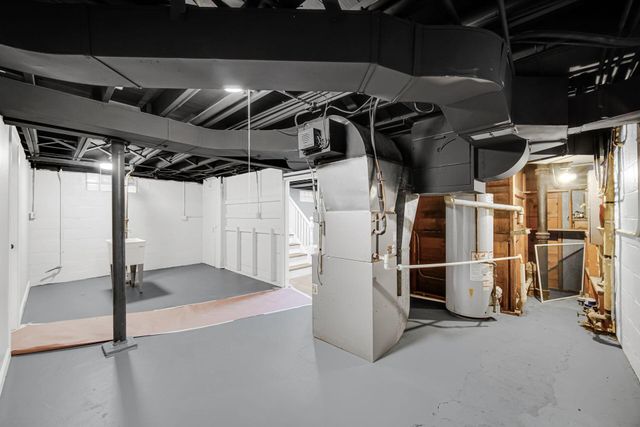 541 Taft Place, Gary, IN 46404