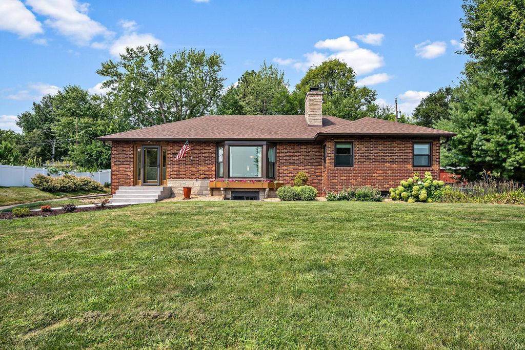 2005 Kenwood Drive W, Maplewood, MN 55117 — photo 3