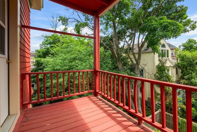26 Chilton St. 3, Cambridge, MA 02138