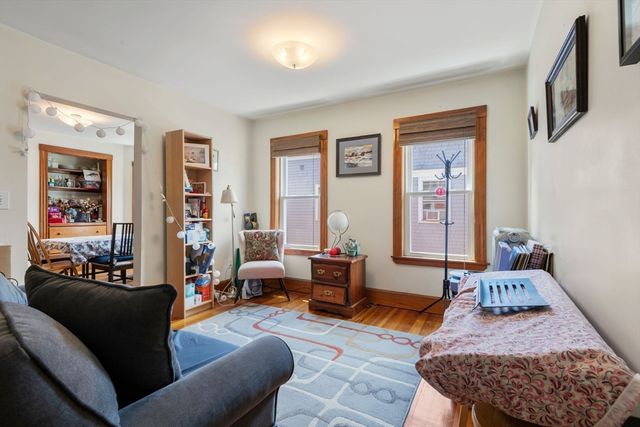 26 Chilton St. 3, Cambridge, MA 02138