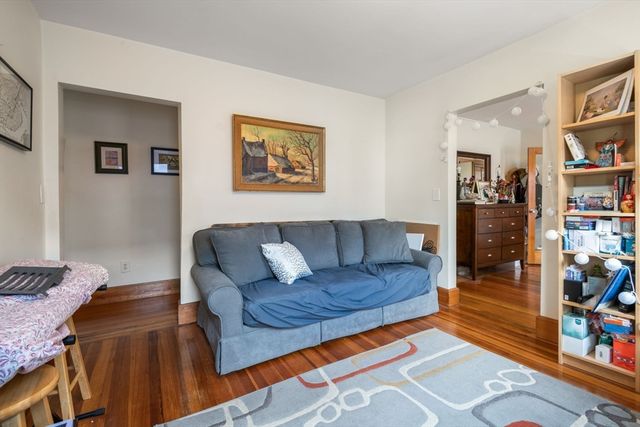 26 Chilton St. 3, Cambridge, MA 02138