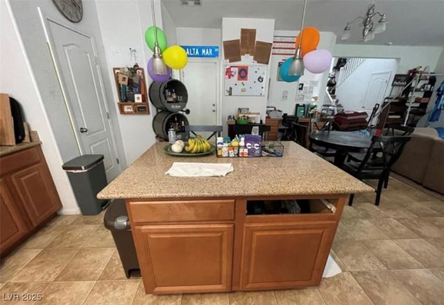 10425 Scotch Elm Avenue, Las Vegas, NV 89166