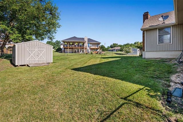 2006 Joy Street, Excelsior Springs, MO 64024