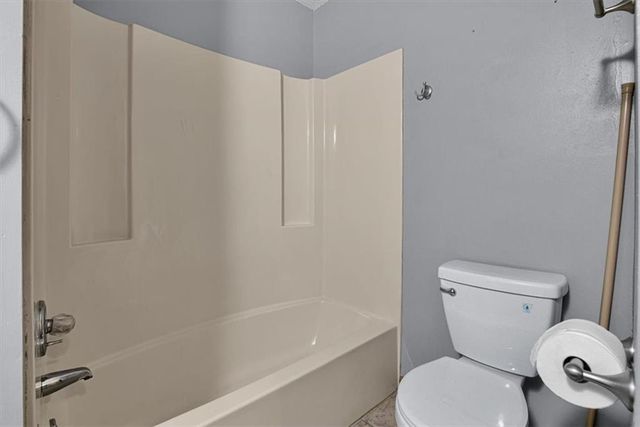 2006 Joy Street, Excelsior Springs, MO 64024