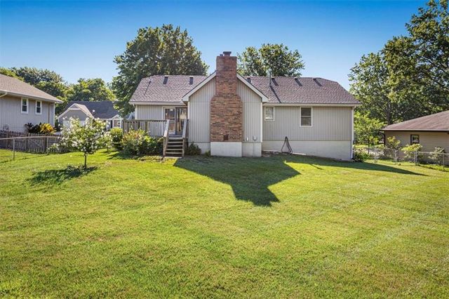 2006 Joy Street, Excelsior Springs, MO 64024