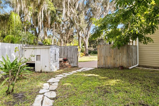 1582 PRAIRIE ROAD, Enterprise, FL 32725