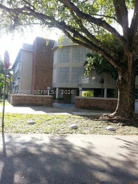 6580 Santona St A3, Coral Gables, FL 33146