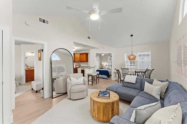 898 BAYBREEZE WAY 880, New Smyrna Beach, FL 32169