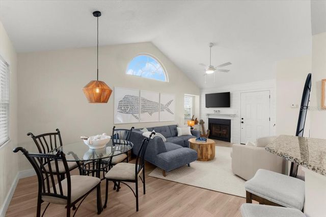 898 BAYBREEZE WAY 880, New Smyrna Beach, FL 32169