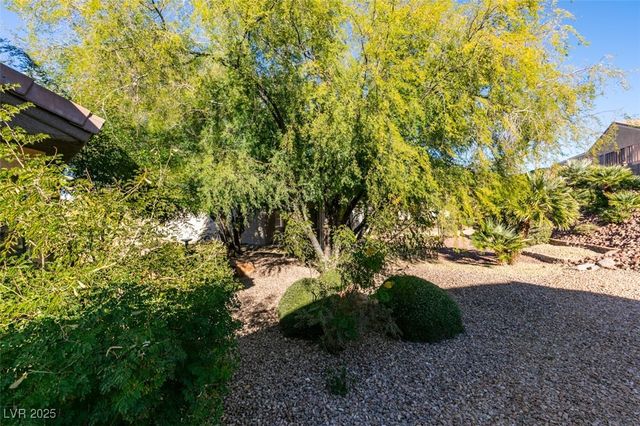 590 Mountain Links Drive, Henderson, NV 89012