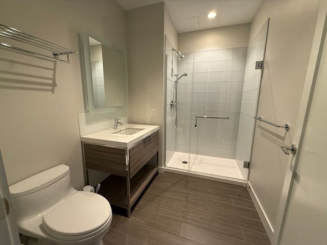 188 Brookline Ave 27G, Boston, MA 02215