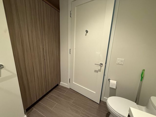 188 Brookline Ave 27G, Boston, MA 02215