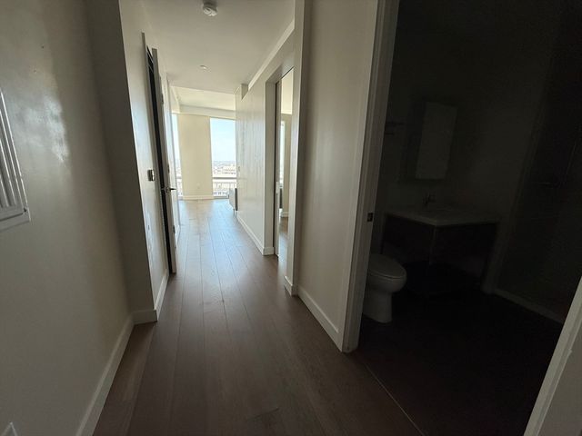 188 Brookline Ave 27G, Boston, MA 02215