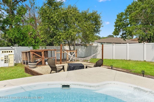 2253 Whitewood Avenue, Spring Hill, FL 34609