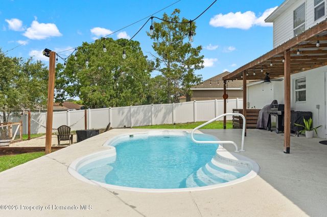 2253 Whitewood Avenue, Spring Hill, FL 34609