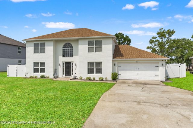 2253 Whitewood Avenue, Spring Hill, FL 34609