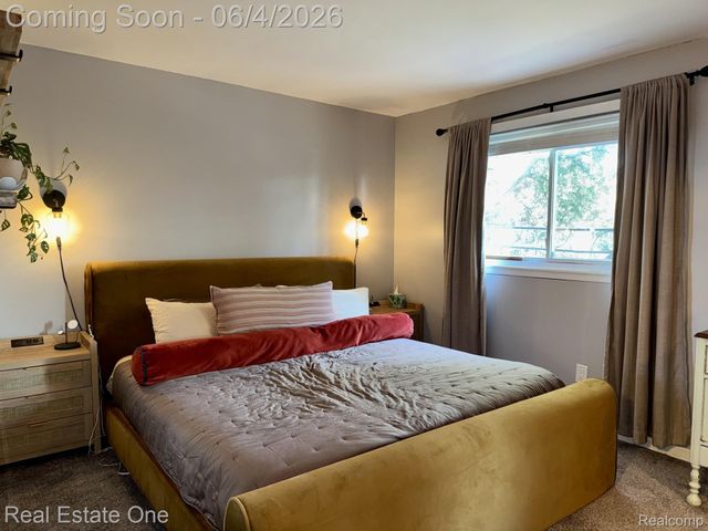 311 W Brockton Avenue, Madison Heights, MI 48071