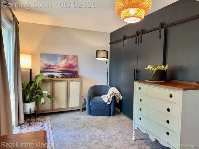 311 W Brockton Avenue, Madison Heights, MI 48071