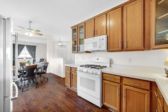 1307 Marigold Place, Schererville, IN 46375