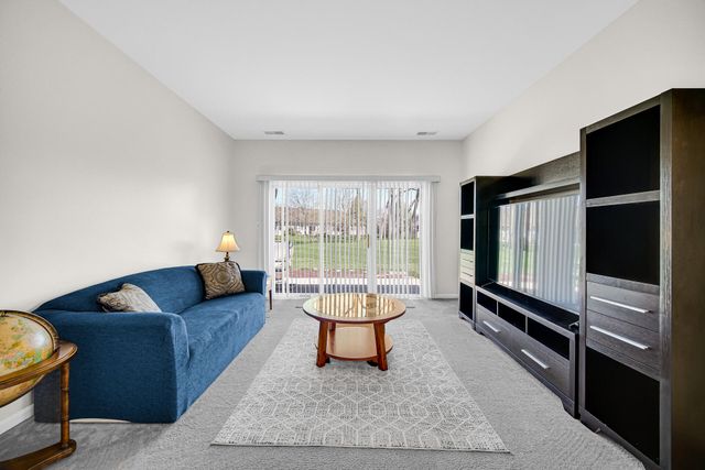 1307 Marigold Place, Schererville, IN 46375