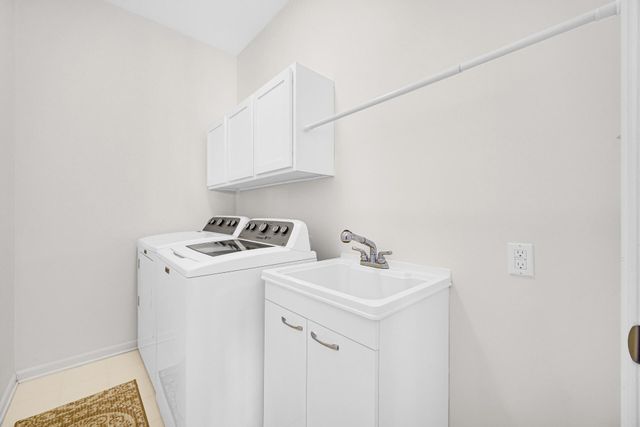 1307 Marigold Place, Schererville, IN 46375