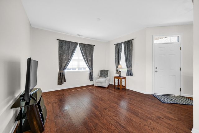 1307 Marigold Place, Schererville, IN 46375