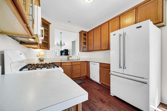1307 Marigold Place, Schererville, IN 46375