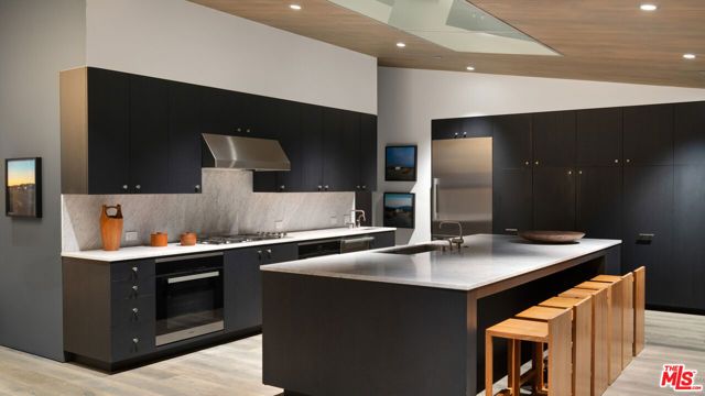 27044 Sea Vista Drive, Malibu, CA 90265
