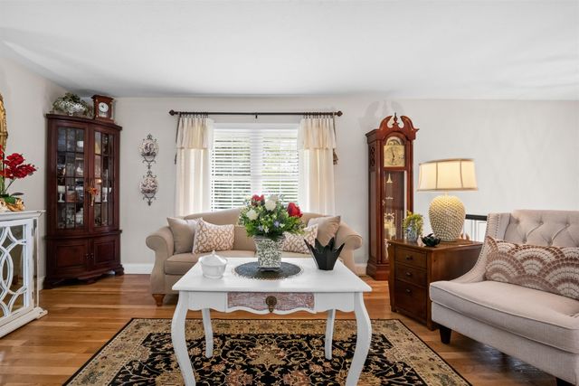 24 Michael Street, Scott Depot, WV 25560