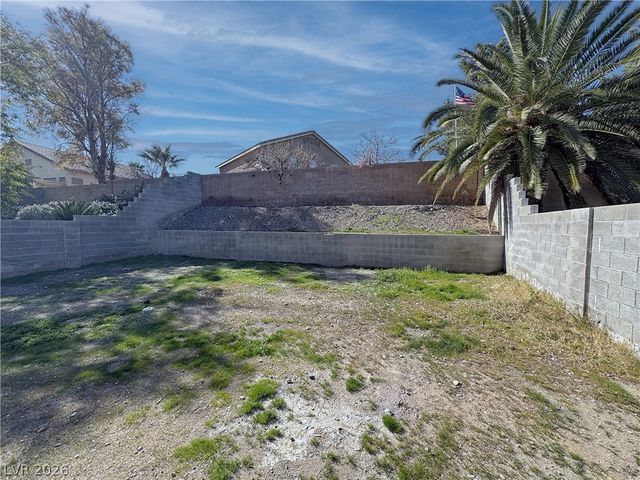 7417 Flat Rock Street, Las Vegas, NV 89131