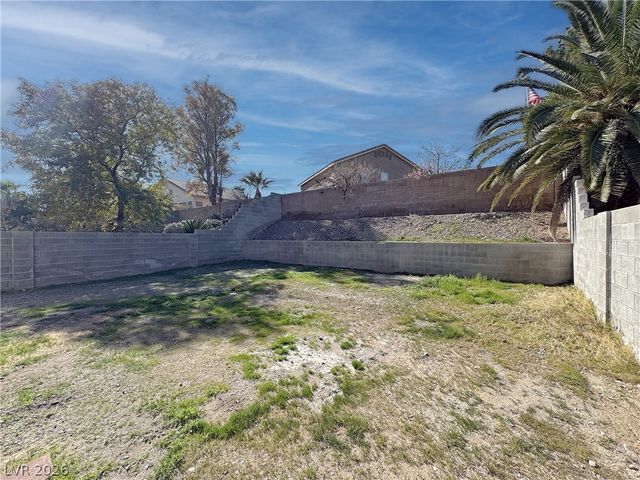 7417 Flat Rock Street, Las Vegas, NV 89131