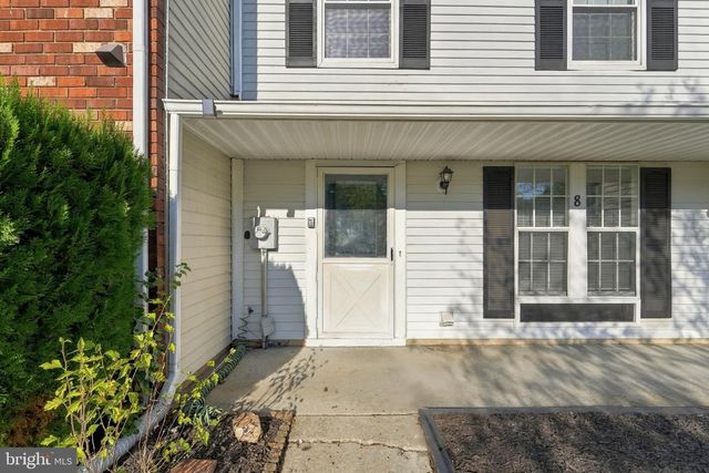 8 VICTORIA MANOR CT, Sicklerville, NJ 08081