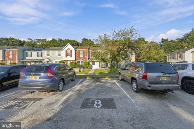 8 VICTORIA MANOR CT, Sicklerville, NJ 08081