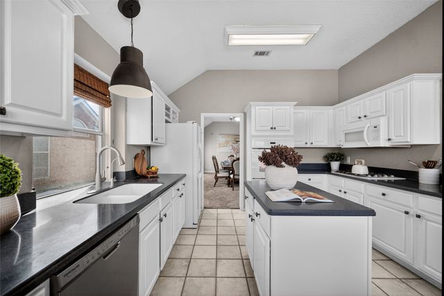 2802 Pecan Meadow Drive, Garland, TX 75040